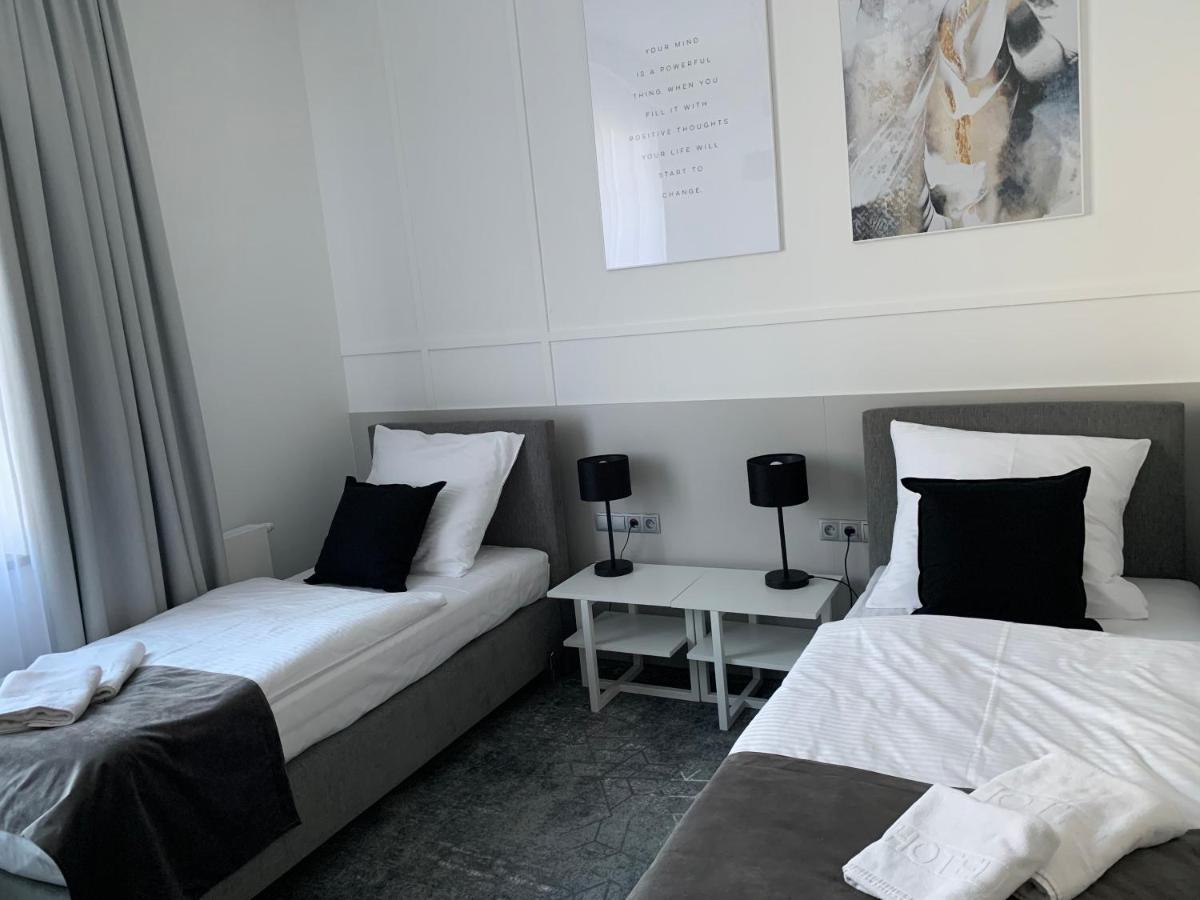 Hotel Coliber Klobuck Ngoại thất bức ảnh